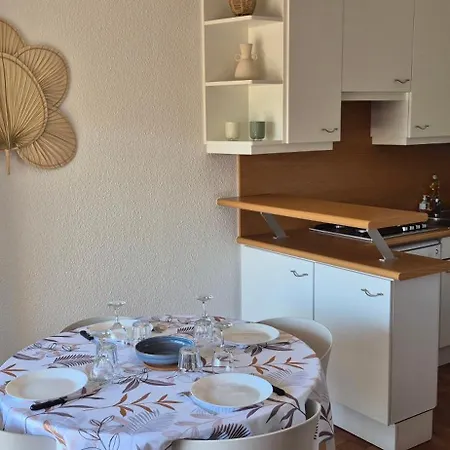 Port Richelieu 120, T3 Petite Vue Port, Piscine, Parking * Agde